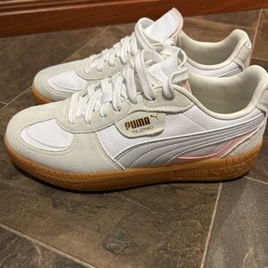 Puma White and Tan Sneakers